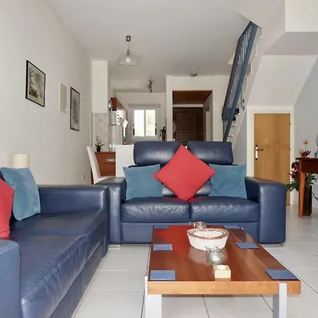 Aurora Townhouse - Complimentary Airport Transport 别墅 Paphos