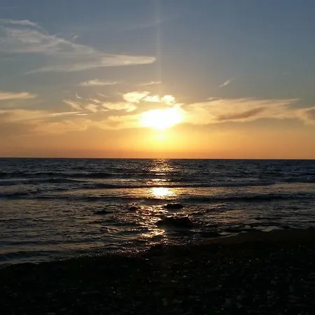 Aurora Townhouse - Complimentary Airport Transport