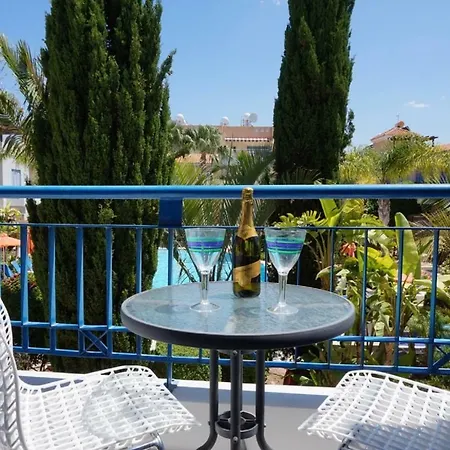 Aurora Townhouse - Complimentary Airport Transport