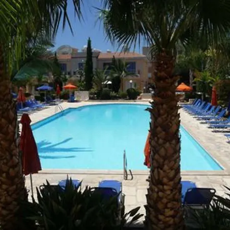 Aurora Townhouse - Complimentary Airport Transport Vila Paphos