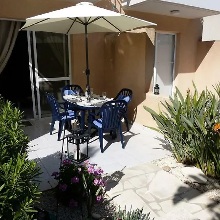 Villa Aurora Townhouse - Complimentary Airport Transport Paphos
