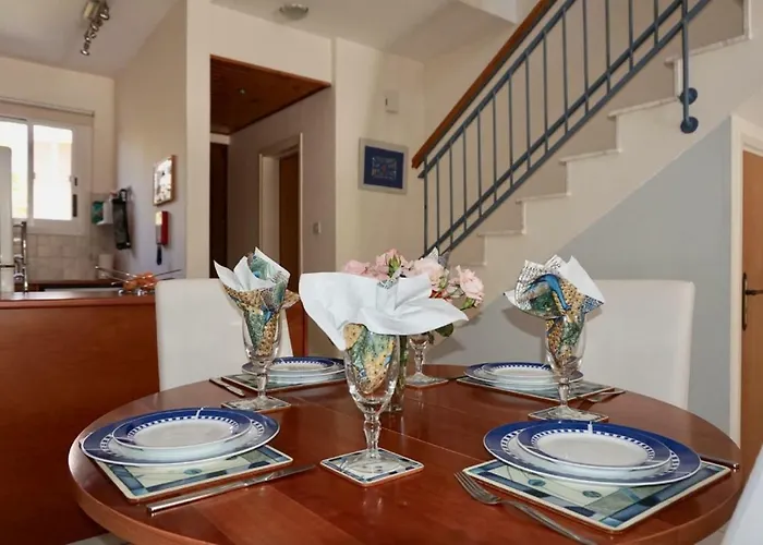 Aurora Townhouse - Complimentary Airport Transport