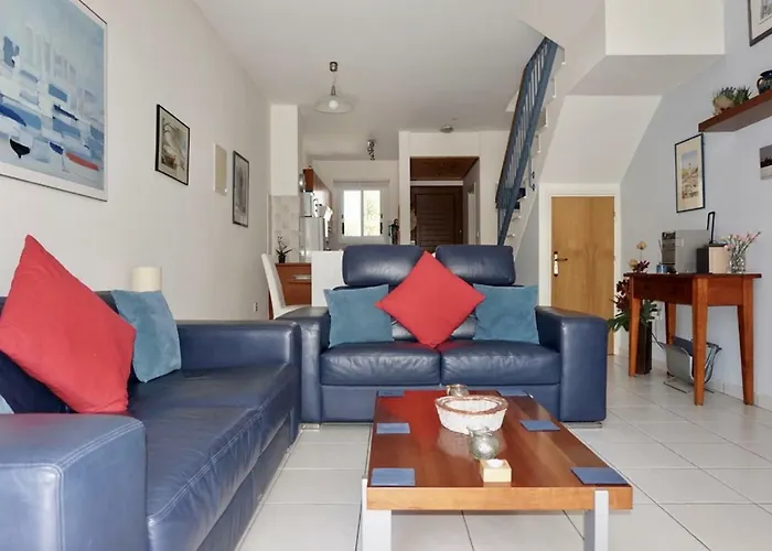 Aurora Townhouse - Complimentary Airport Transport Vila Paphos
