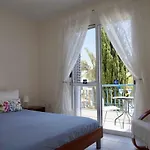 Aurora Townhouse - Complimentary Airport Transport