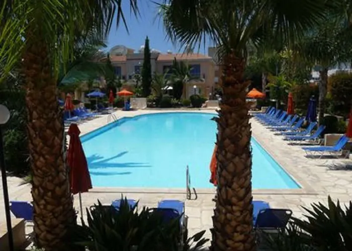 Aurora Townhouse - Complimentary Airport Transport Villa Paphos